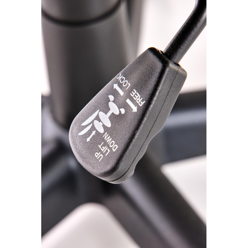 BERKEL fotel gabinetowy czarno-czerwony (1p1szt)