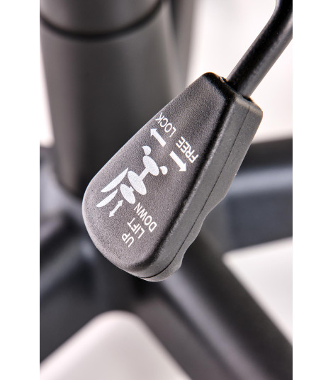 BERKEL fotel gabinetowy czarno-czerwony (1p1szt)