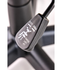 BERKEL fotel gabinetowy czarno-czerwony (1p1szt)